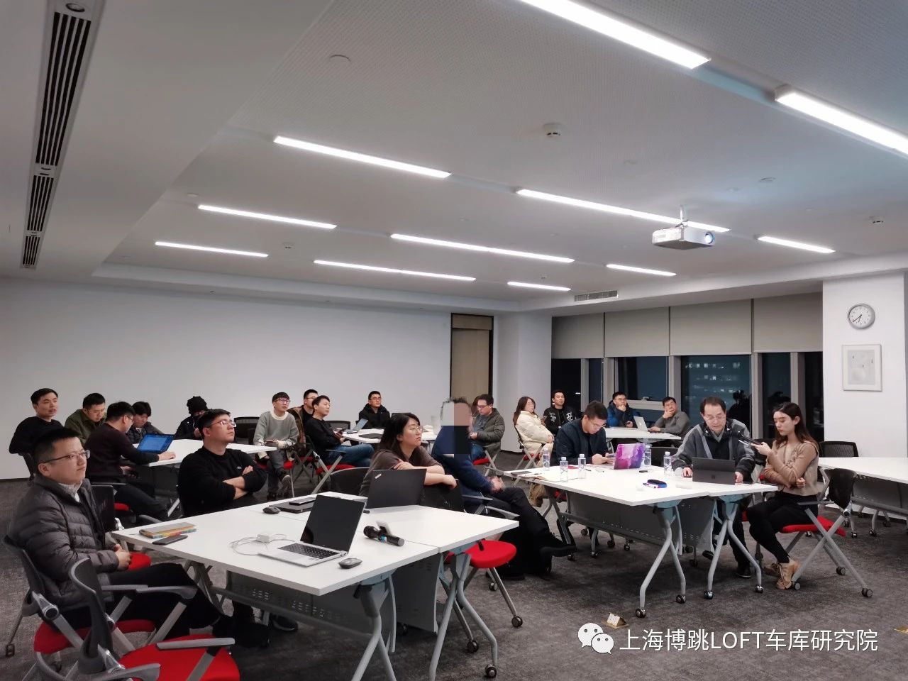 肇庆杭州LOFT车库专题会